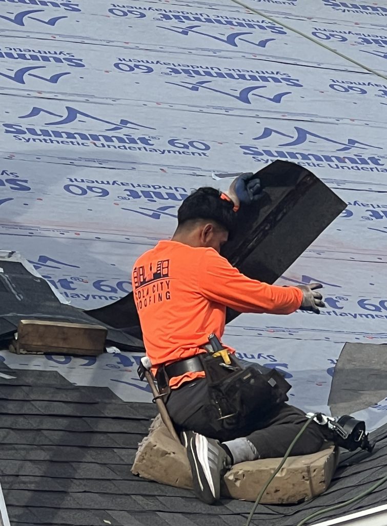 Cola City Roofing in Columbia
