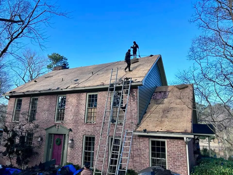 Warning Signs Your Roof Needs Repairs