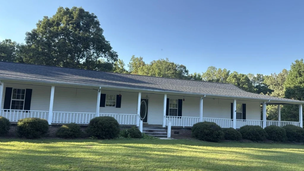 7 - Gorgeous new roof!