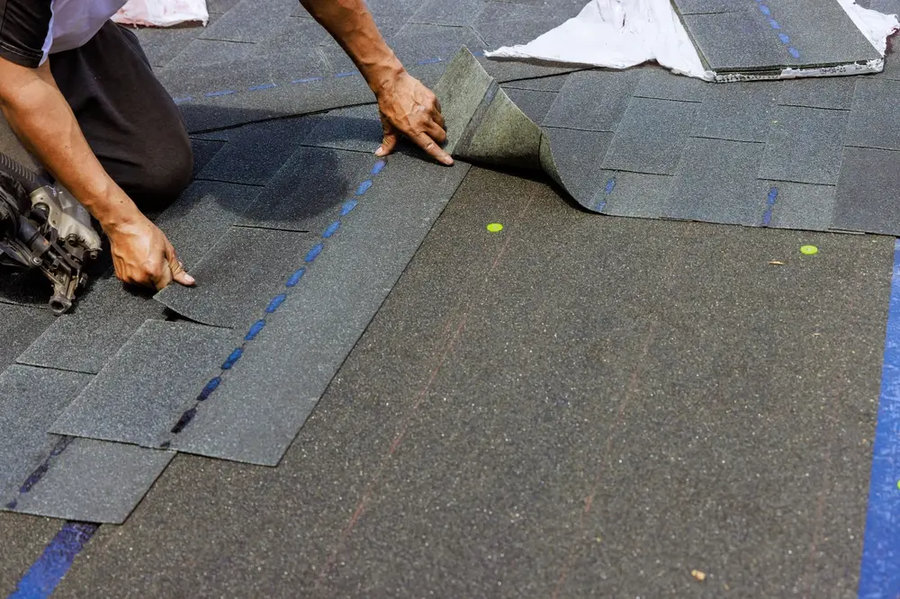 Flat Roof vs Shingle Roof Repair: Key Differences
