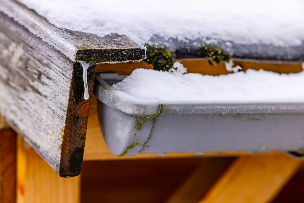 Winter Gutter Damage: Common Problems