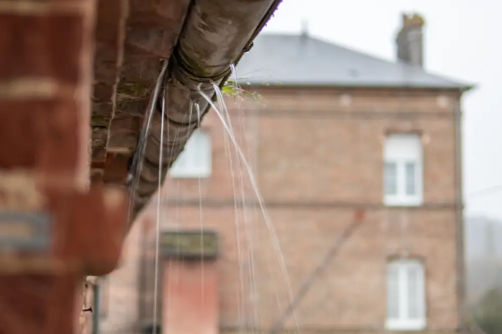 Improper Gutter Installation Causes Water Damage