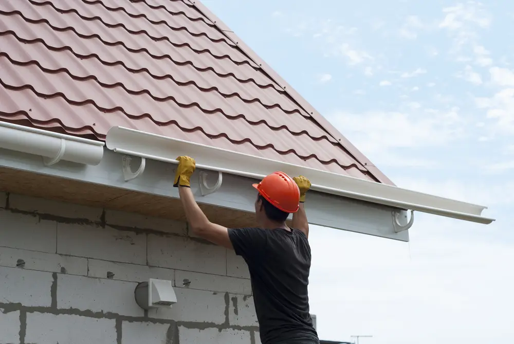 Year-Round Benefits of Proper Gutter Installation
