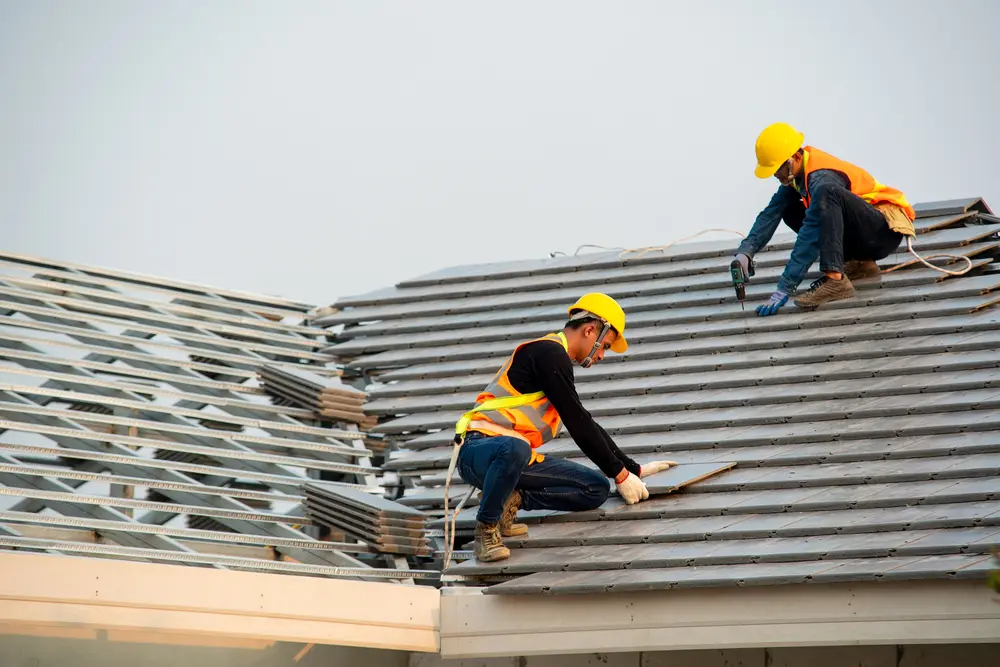 Manufacturing Facility Roofing: Materials & Solutions - Cola City