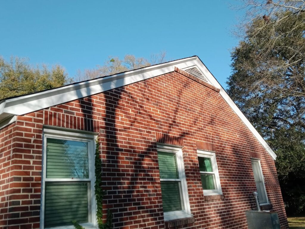 7 - Wrapped fascia, requiring no maintenance