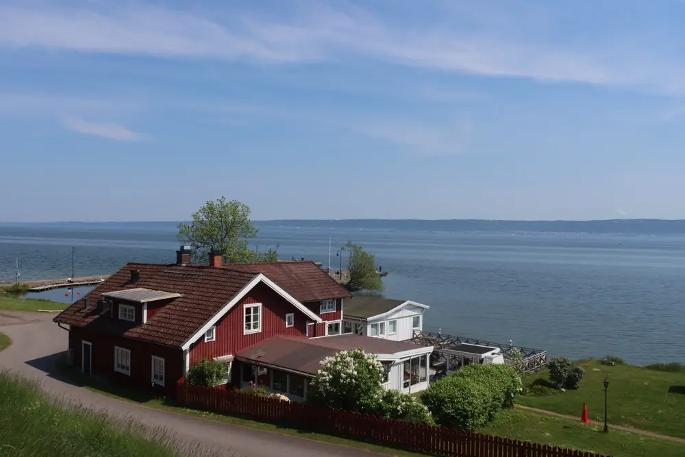 Lake House Roofing